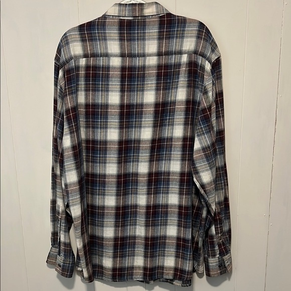 Red Head Ranch Casual Blue and Red Button Down Shirt - Picture 4 of 5